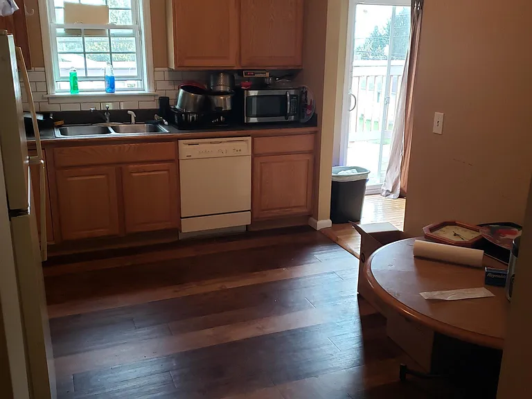 937 Hazelwood Ave — Photo 5