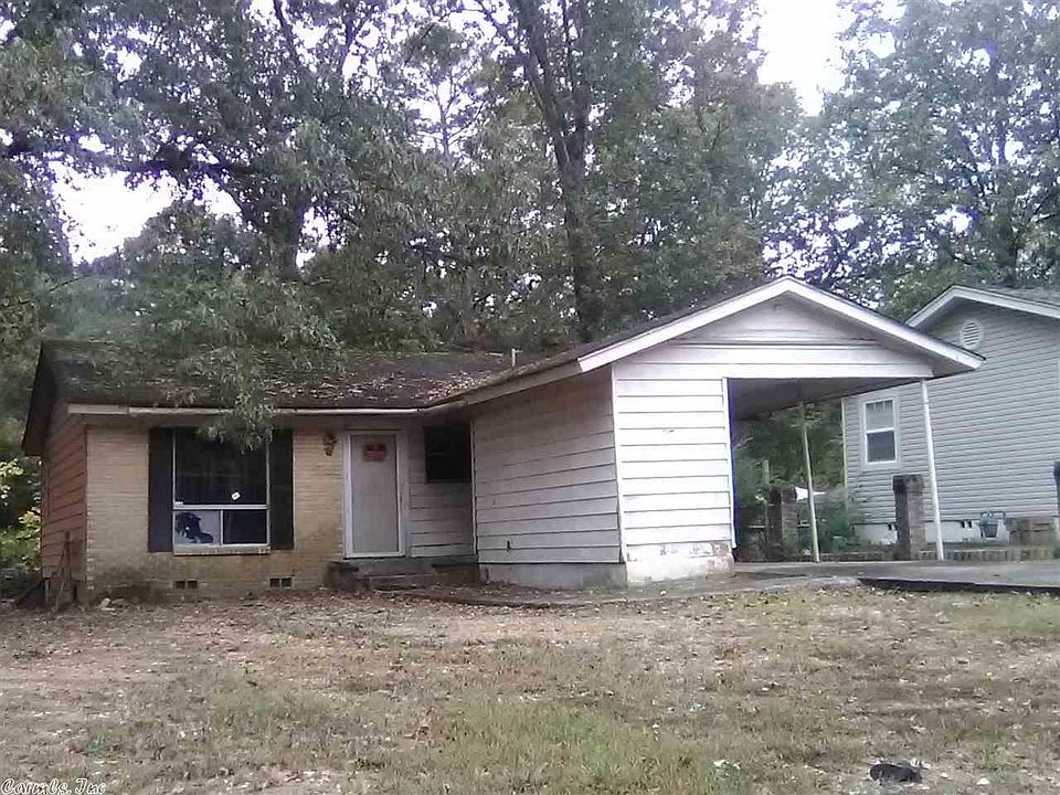 2nd image of 27 Sheffield Dr