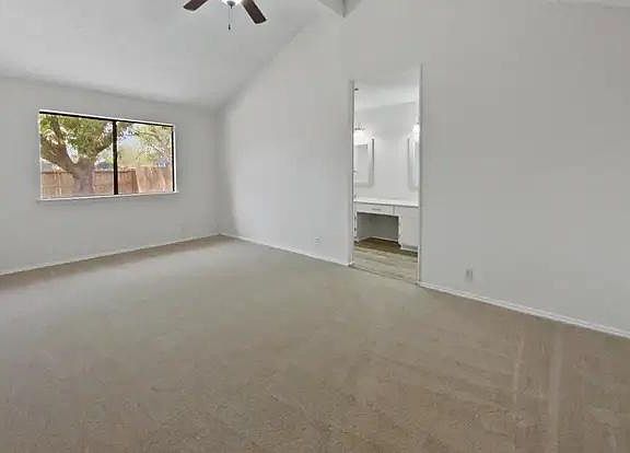 2nd image of 4417 Lakeway Dr