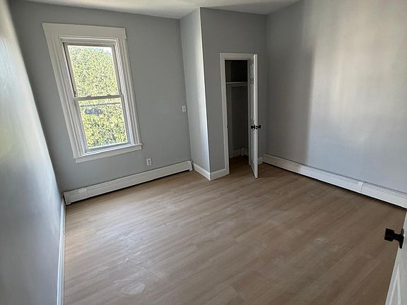 4th image of 355 Madison St APT 5