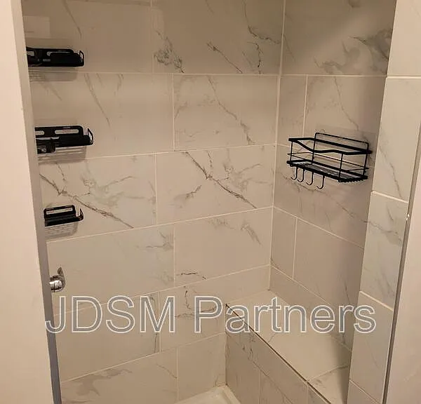 1570 Detroit St #4 — Photo 13