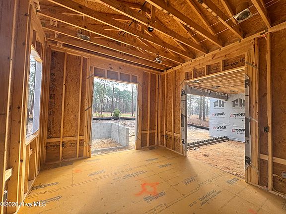 5th image of 45 Beckett Ridge