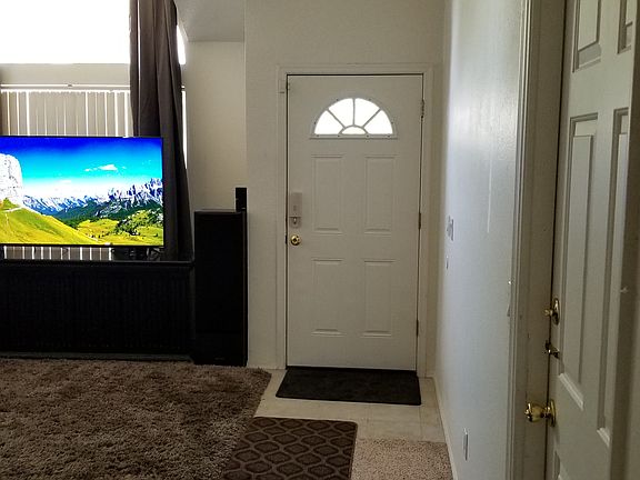 3rd image of 3509 E Montreal Pl