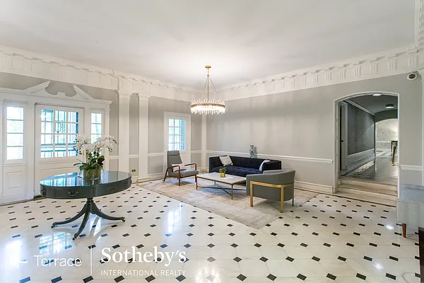 Sold by Terrace Sotheby's International Realty | media 36