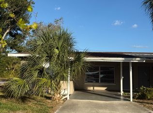 449 Granada Blvd, North Port, FL 34287