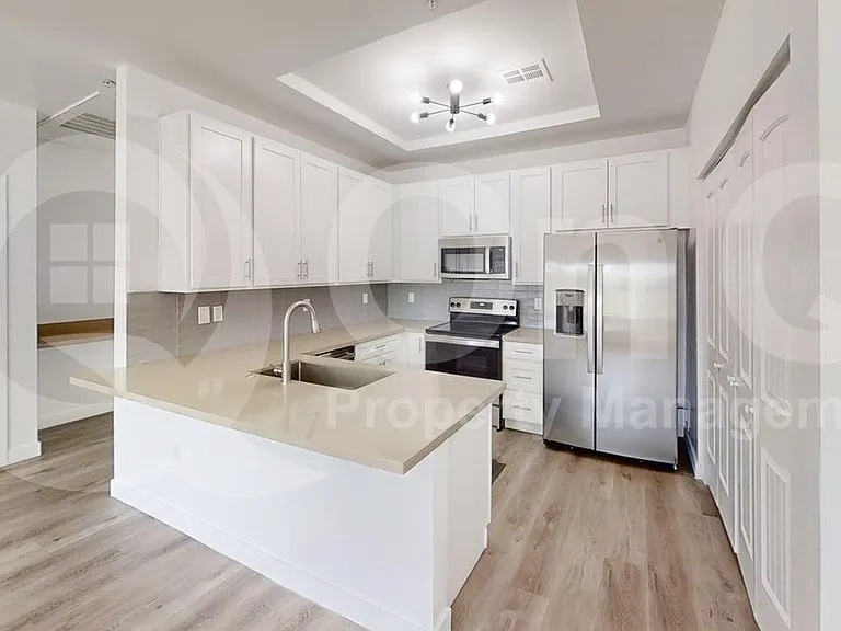 9160 N 67th Ave #226 — Photo 2
