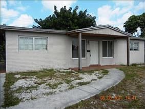 1st image of 4020 NW 3rd Ter