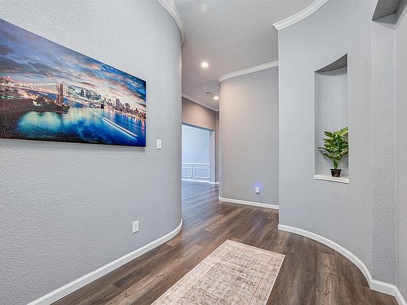 3rd image of 2616 Black Canyon Dr
