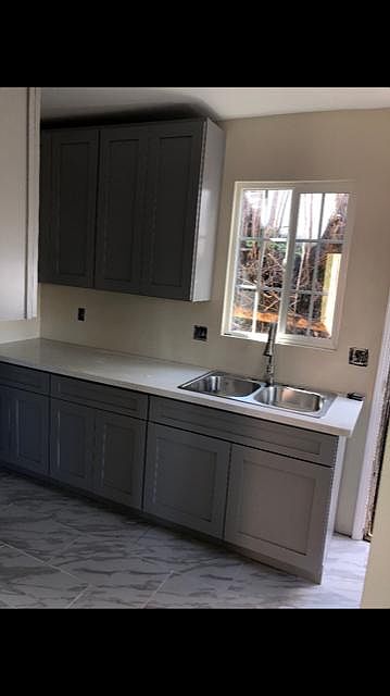 1st image of 5219 1/2 Longfellow St