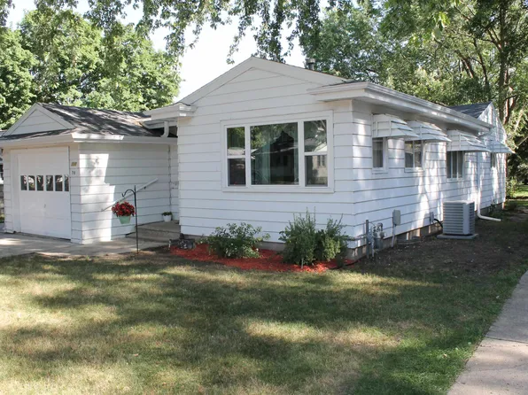 718 W 4th St, Spencer, IA 51301