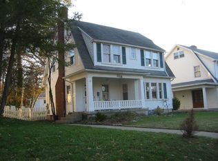 332 Volusia Ave, Oakwood, OH 45409