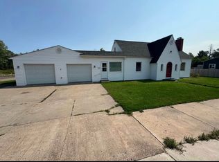 42040 Wilson Memorial Dr, Chassell, MI 49916