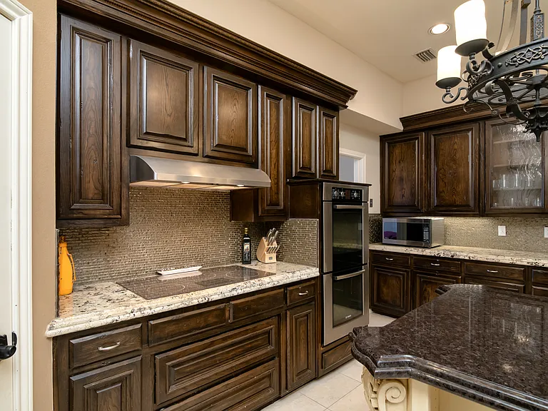 5920 Encore Dr — Photo 17