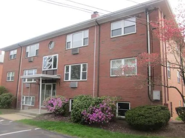 32 Whitman Rd APT 2-3, Waltham, MA 02453