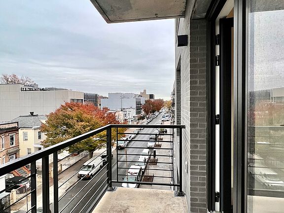 5th image of 2708 Snyder Ave Unit 610