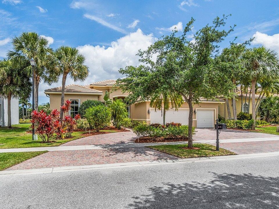 1st image of 10407 Cypress Lakes Preserve Dr