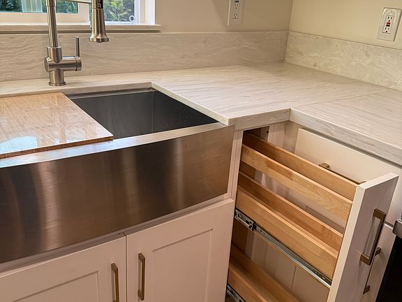 5th image of 753 Santa Barbara St APT 1