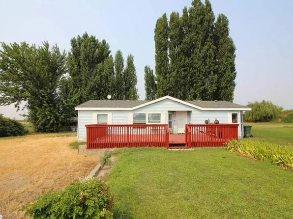 51 Metcalf Rd, Pasco, WA 99301