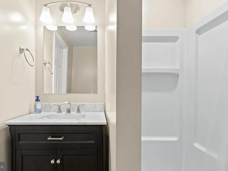 7660 Turnbrook Dr — Photo 18