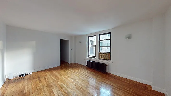 Rented by Bond New York | media 2