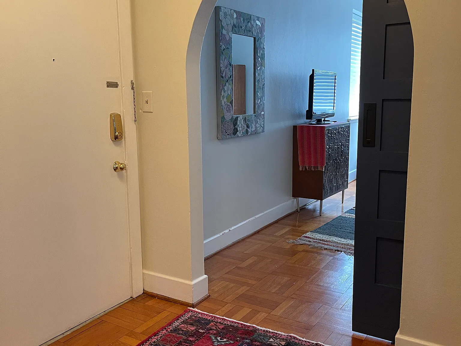 3 bed, 1196 sqft, $1,500 — Photo 2