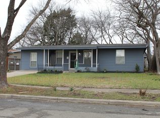 2105 Winthrop Dr, Dallas, TX 75228