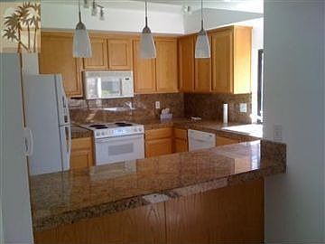 2nd image of 187 E Paseo Florido