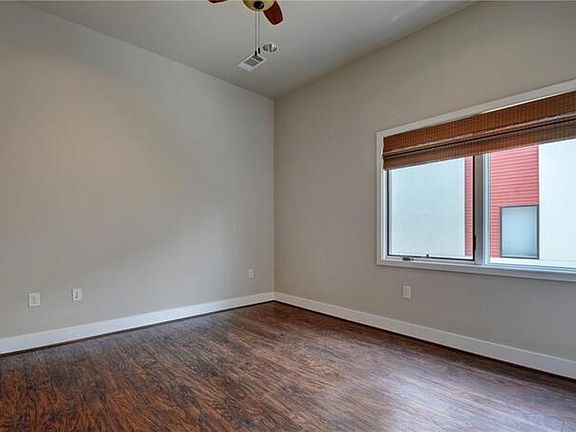 5th image of 1702 S Lamar Blvd Unit 15