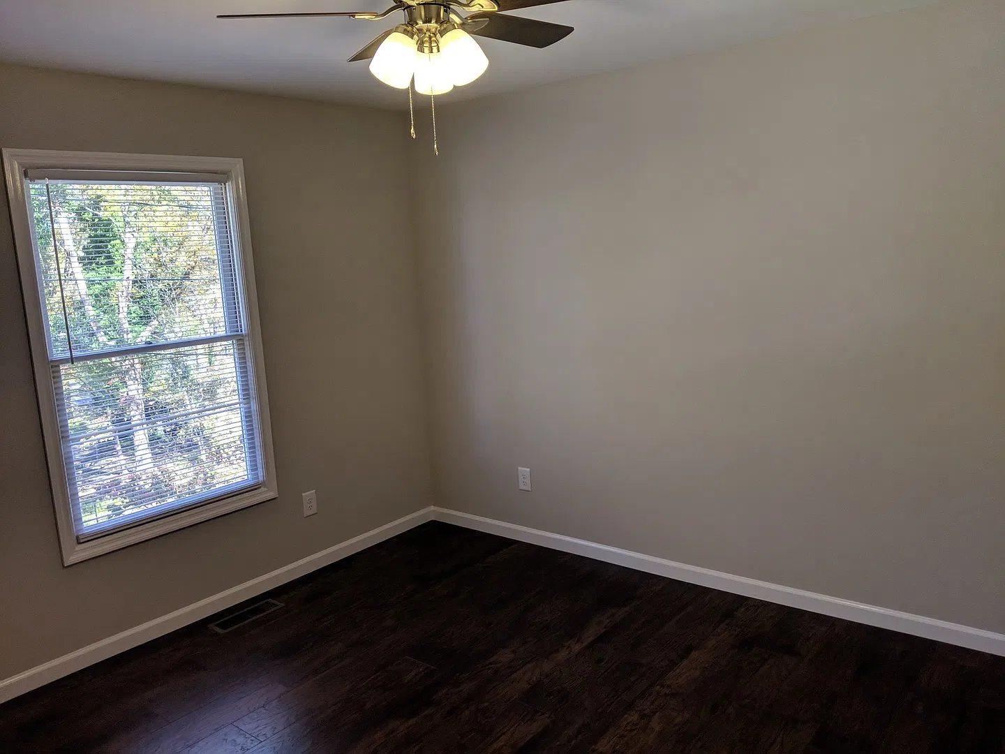 For Rent — Photo 4