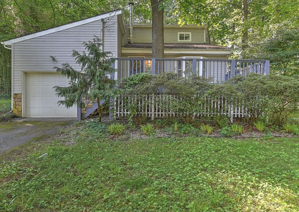 1st image of 589 Baywood Dr