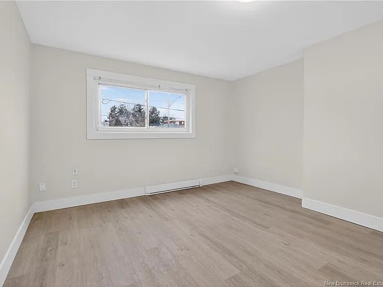 235 Reade St #4 — Photo 5