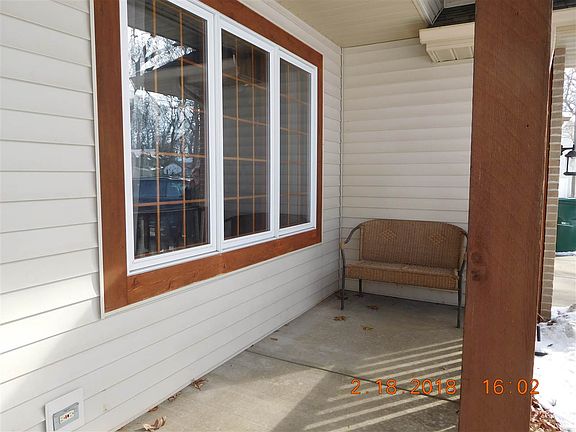 2nd image of 51308 Golden Oak Ct