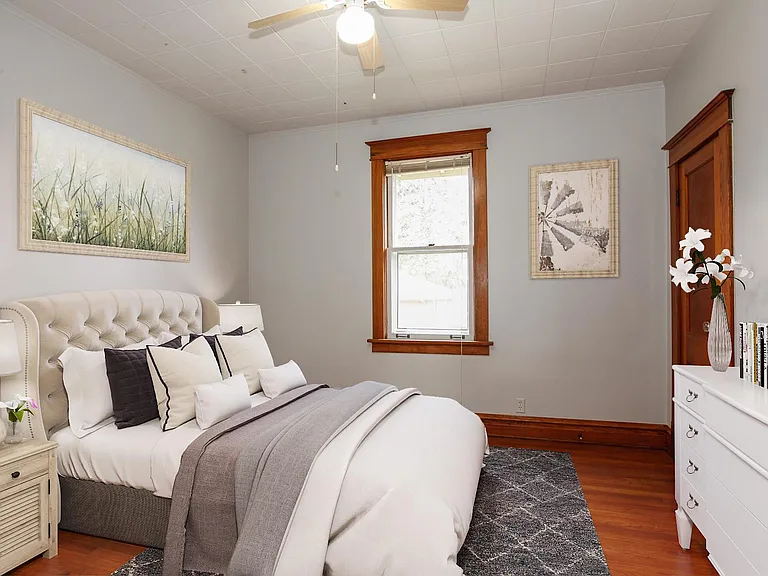 117 W Naperville Rd — Photo 14