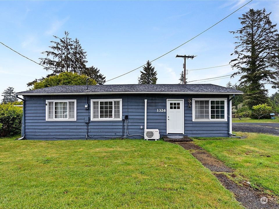 1st image of 1326 S Montesano Street