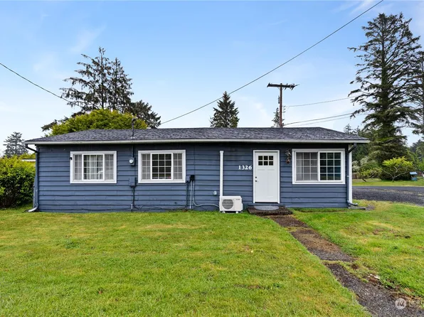 1326 S Montesano Street, Westport, WA 98595