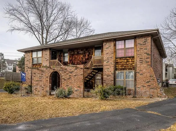 16423 E 29th Ter S #B, Independence, MO 64055