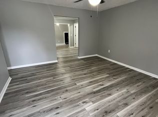 415 Ivelyn Ct, Warner Robins, GA 31088