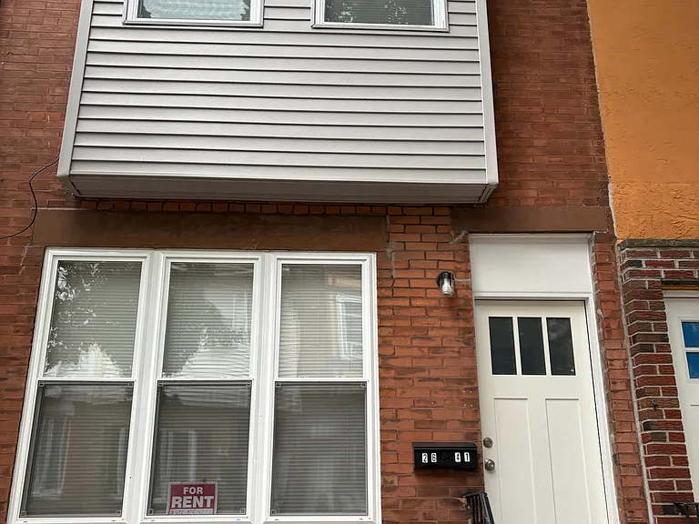 2641 S Beulah St — Photo 1