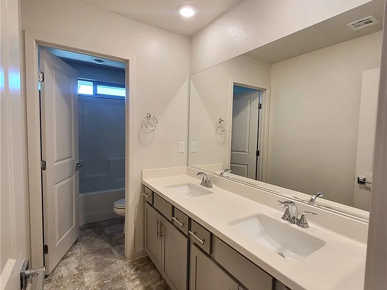 9645 Jade Rise Ave — Photo 11