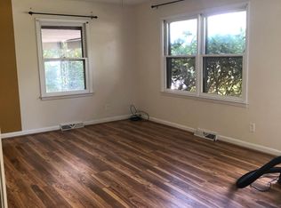 22 Birchwood Ln, Asheville, NC 28805