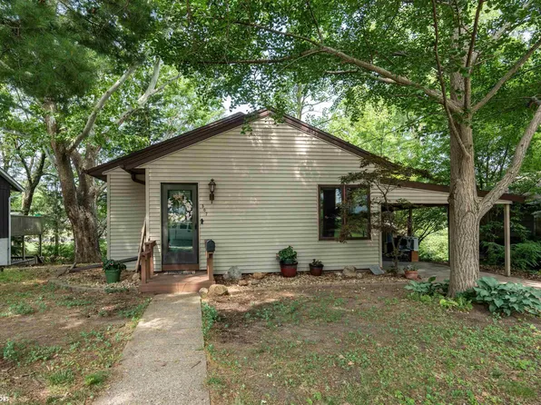 507 N 3rd St, Oskaloosa, IA 52577