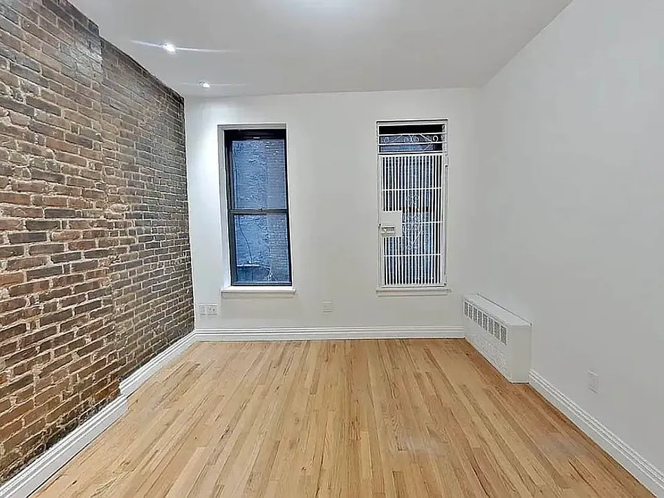 417 3rd Ave #1C