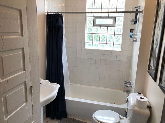 3rd image of 193 E 12th Ave #193
