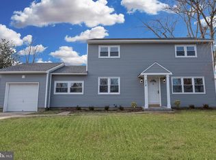 378 Essex Dr, Brick, NJ
