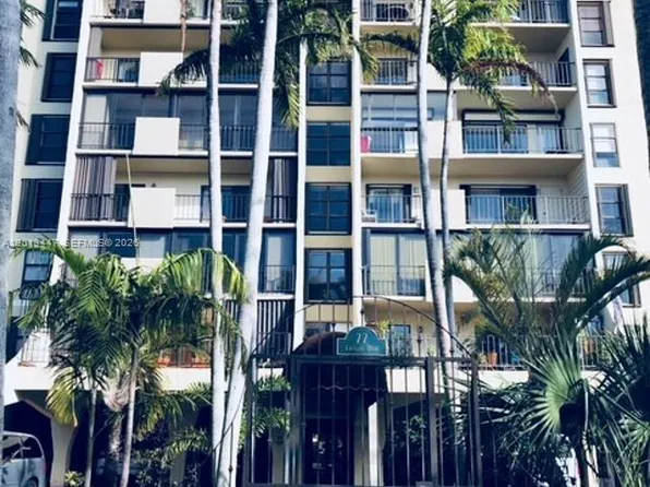 77 Crandon Blvd APT 2E, Key Biscayne, FL 33149