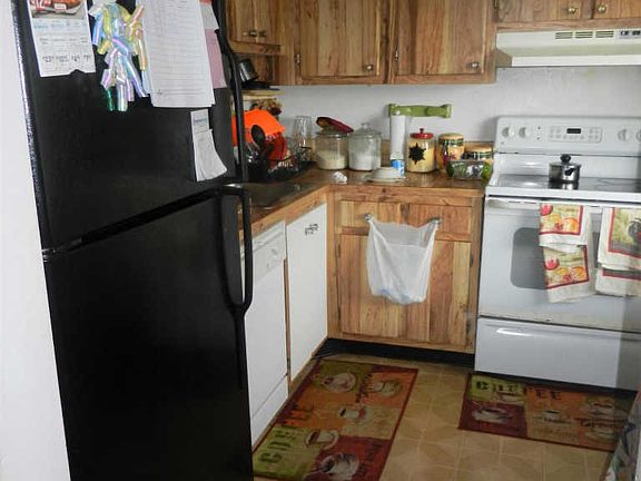 3rd image of 3301 NW 47th Ter APT 411