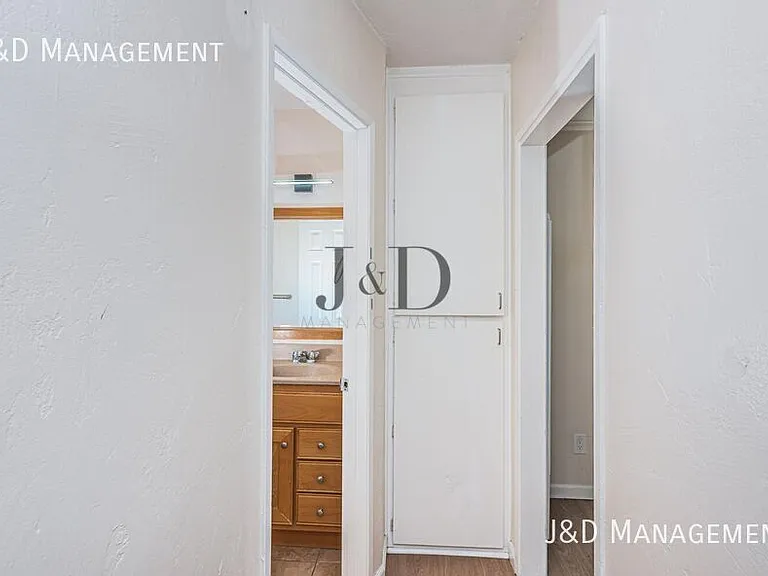 2664 Magnolia Ave #5 — Photo 11
