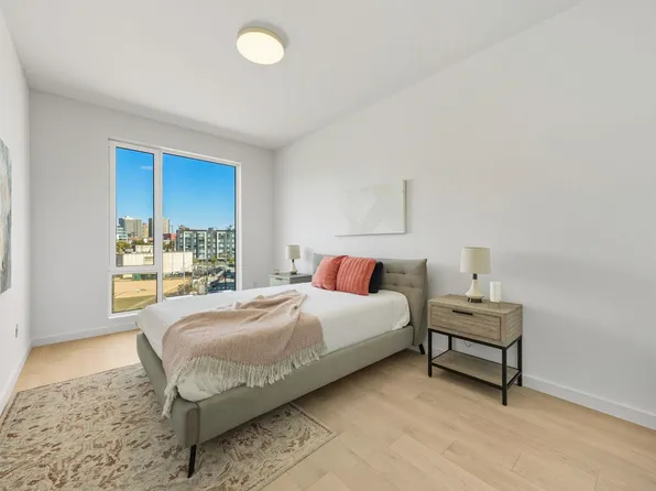 425 3rd Street image 16 of 41