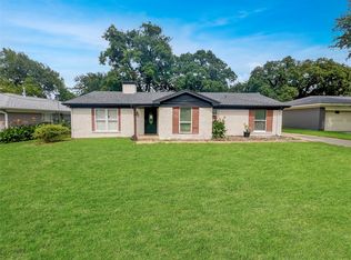 1306 Elby St, Irving, TX 75061