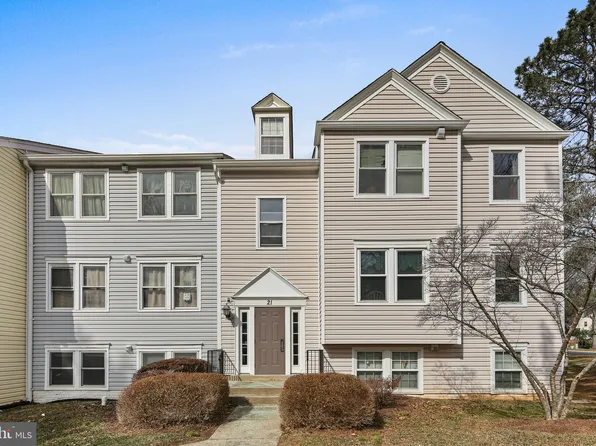 21 Pickering Ct APT 1, Germantown, MD 20874